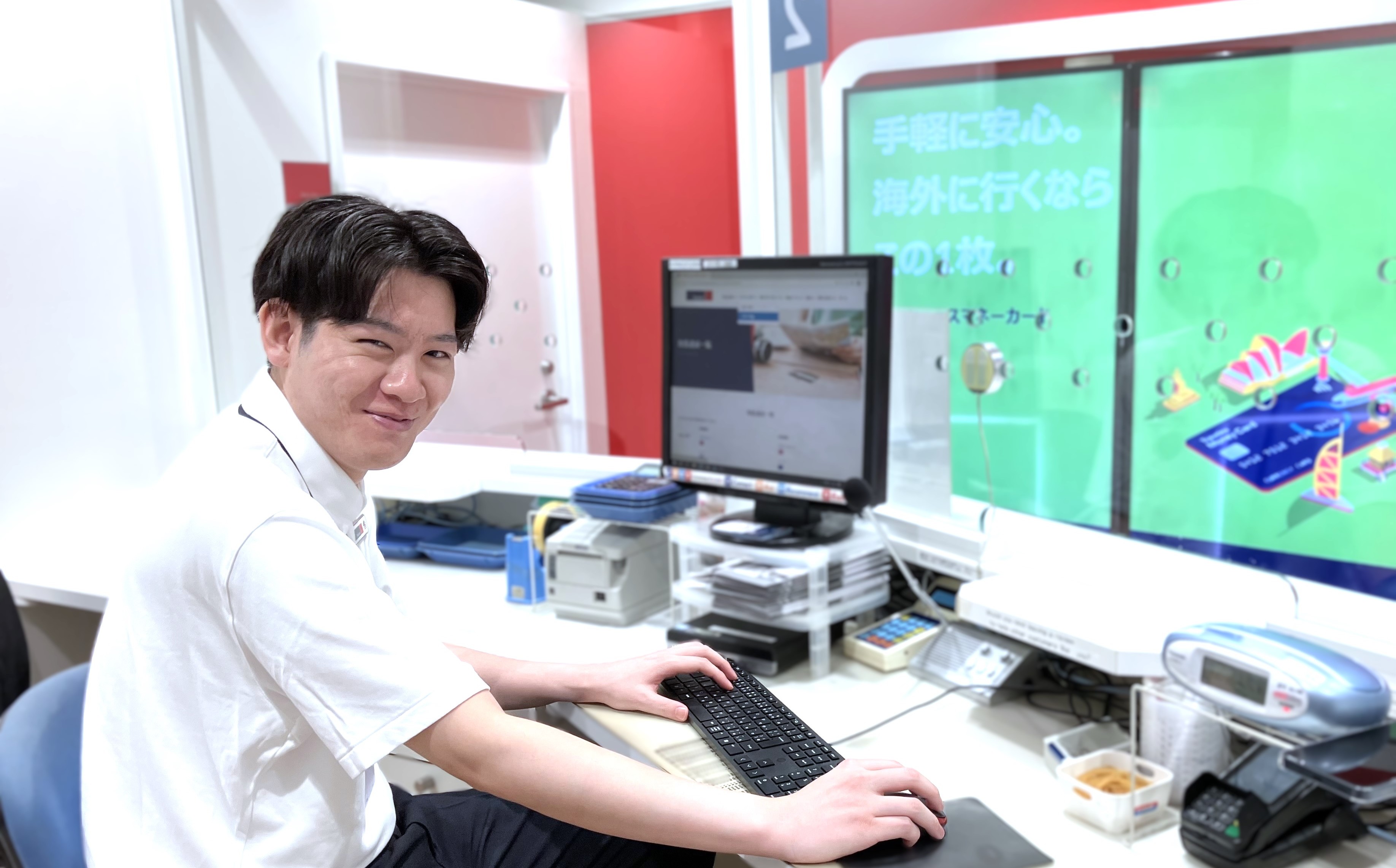 トラベレックスジャパン株式会社 ｜外貨両替窓口スタッフ（中途・新卒）の正社員 インフォメーション・受付 その他（空港・観光関係） 一般事務・営業事務 受付事務の求人情報イメージ2