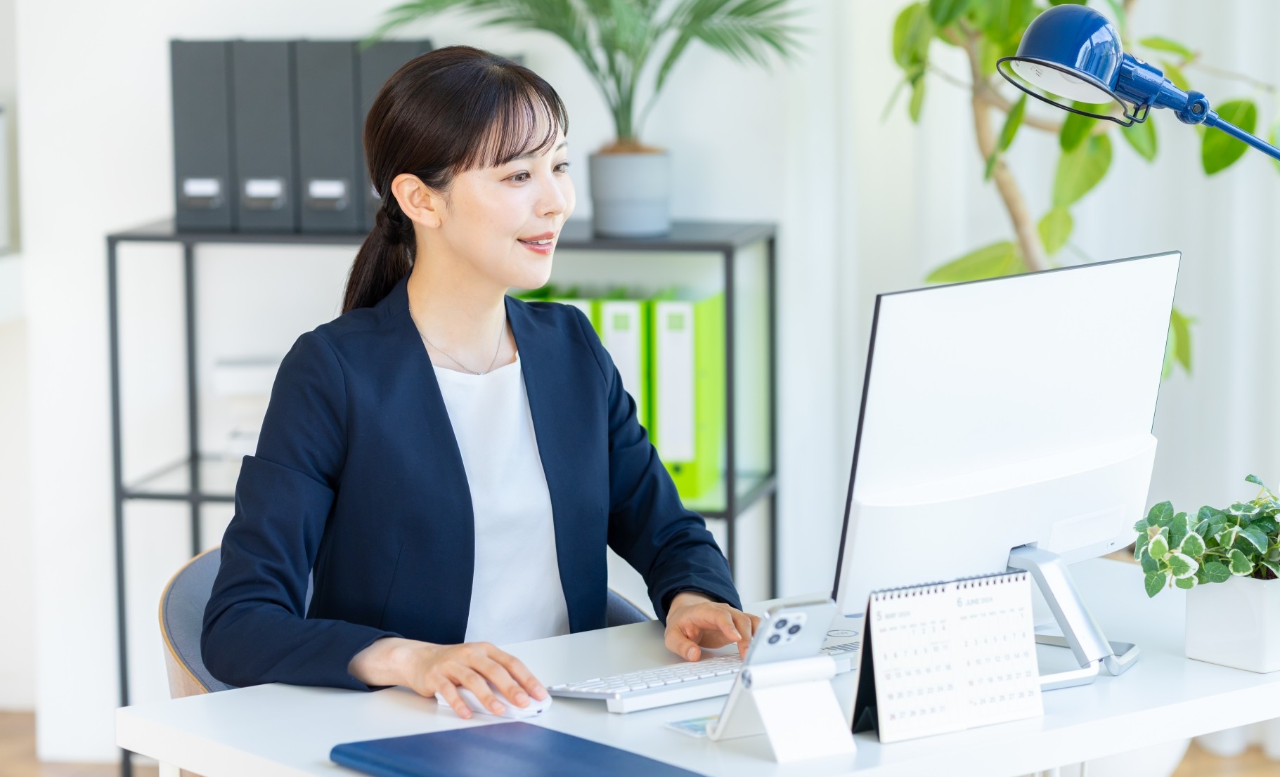 契約社員 接客 その他 店舗の求人情報イメージ2