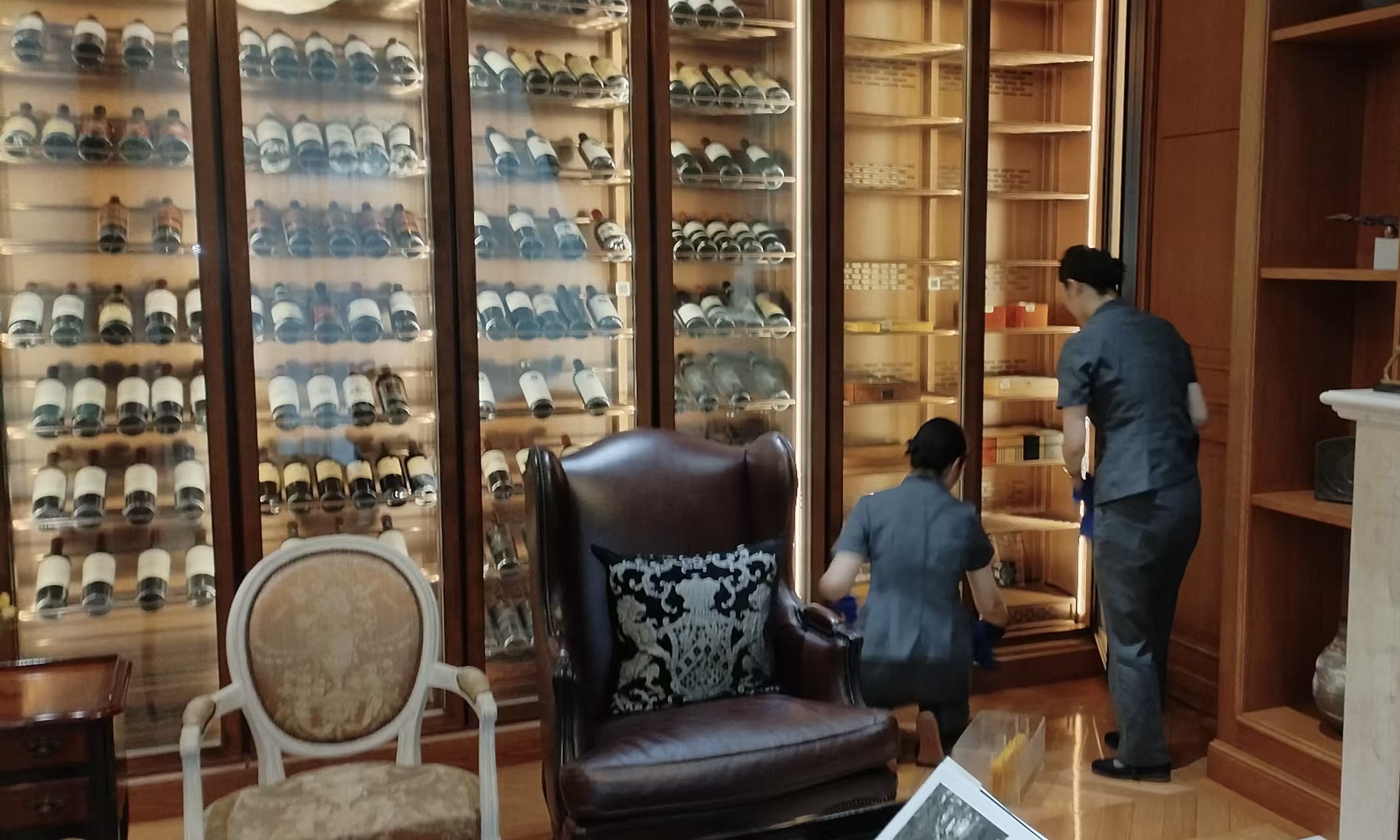 契約社員 ホテルスタッフ オフィスの求人情報イメージ2