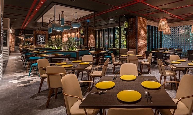 正社員 料理長 キッチンスタッフ 接客 宿泊の求人情報イメージ3