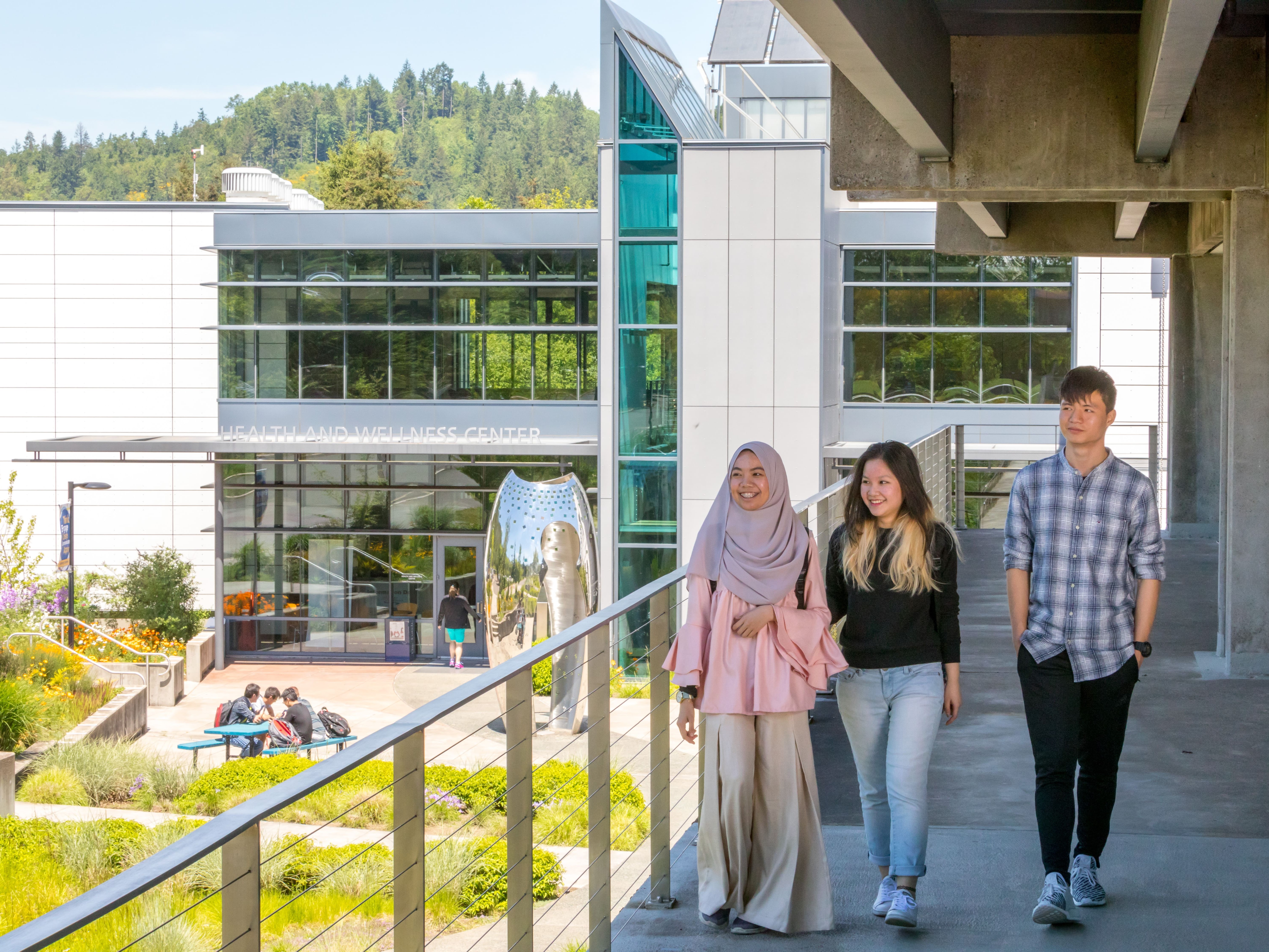 株式会社diBec ／東京オフィス留学カウンセラー兼営業の正社員 営業 管理・事務 オフィスの求人情報イメージ2