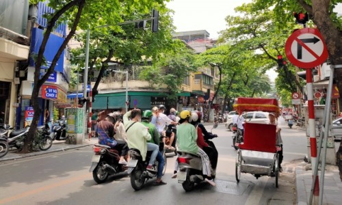 現地採用（海外） 法人営業 オフィスの求人情報イメージ2