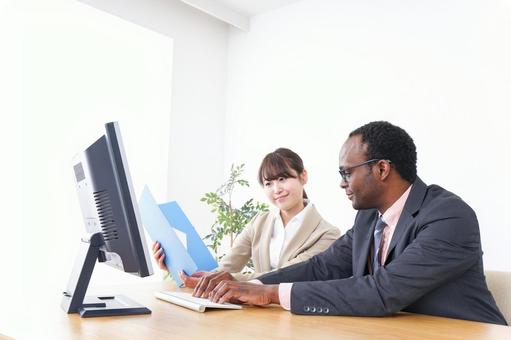 正社員 営業 店舗の求人情報イメージ2