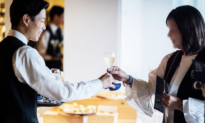 正社員 カスタマーサクセス・カスタマーサービス 接客 店舗の求人情報イメージ4