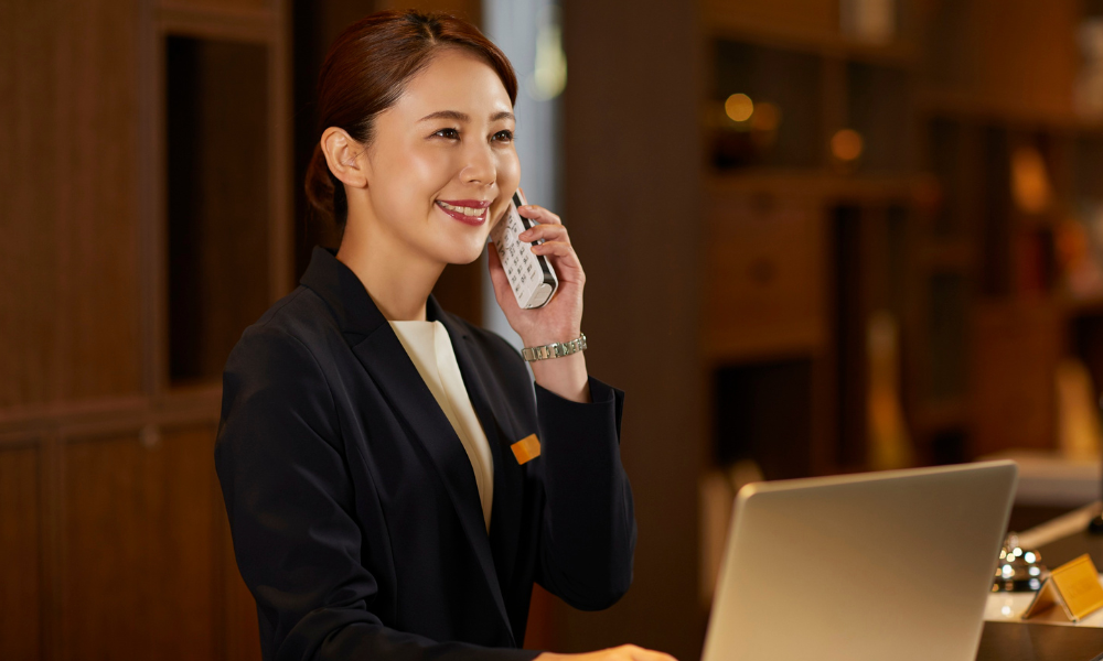 契約社員 インフォメーション・受付 フロント・コンシュルジュ その他 店舗求人イメージ