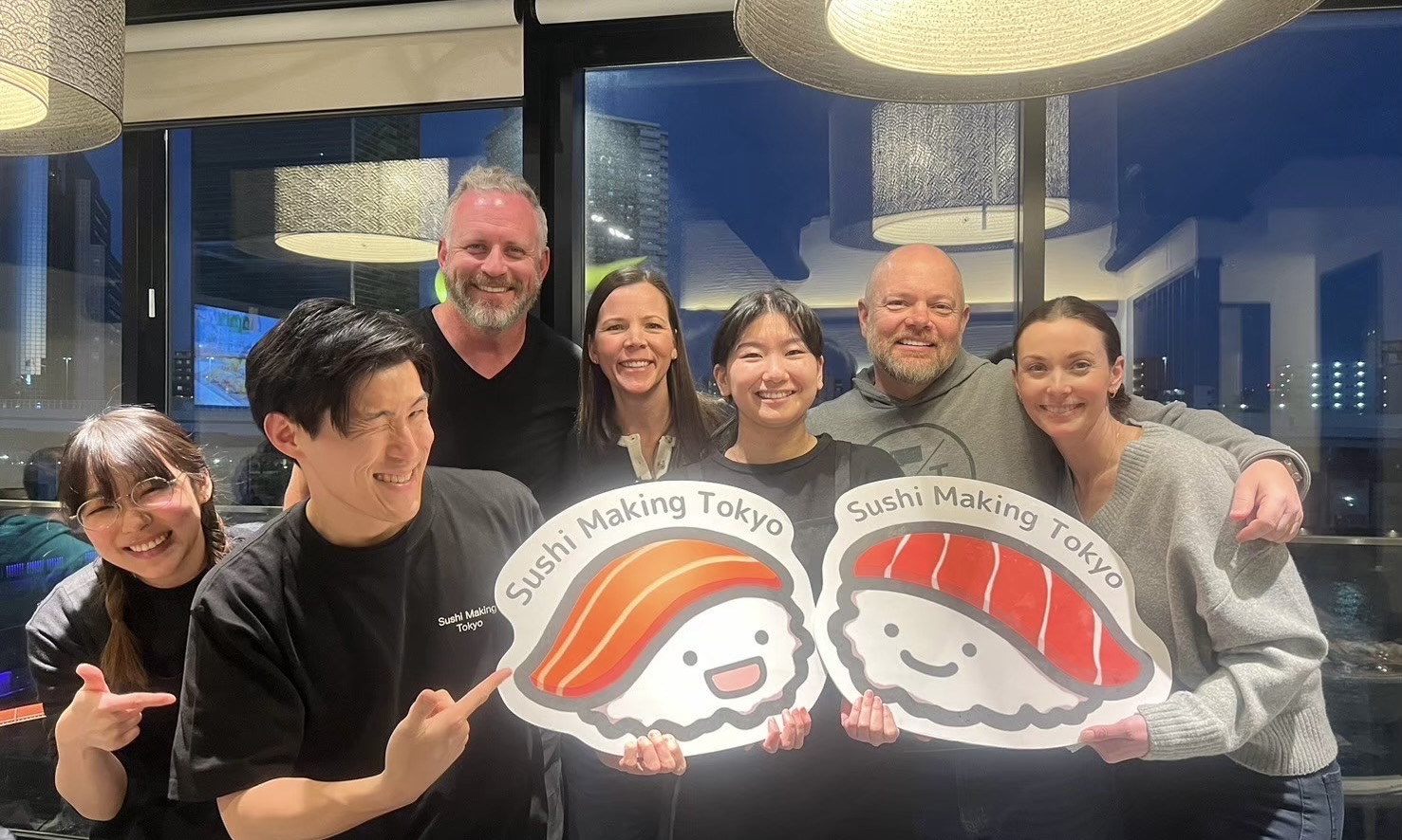 正社員/業務委託 接客 店長・店長候補 店舗求人イメージ