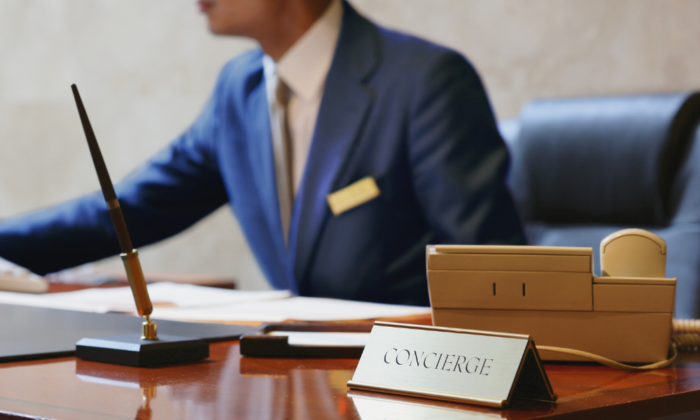 契約社員 インフォメーション・受付 フロント・コンシュルジュ その他 店舗の求人情報イメージ4