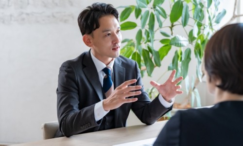 現地採用（海外） 法人営業 在宅 オフィス求人イメージ